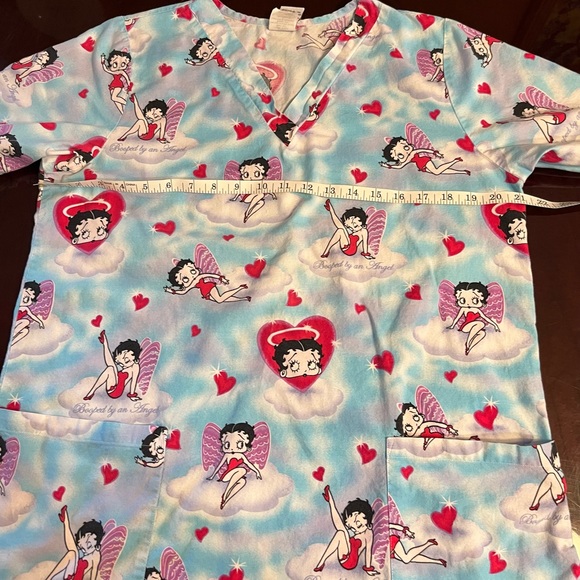 Betty Boop heart scrubs 100% cotton Angel red blue pink pockets size M - Picture 8 of 11